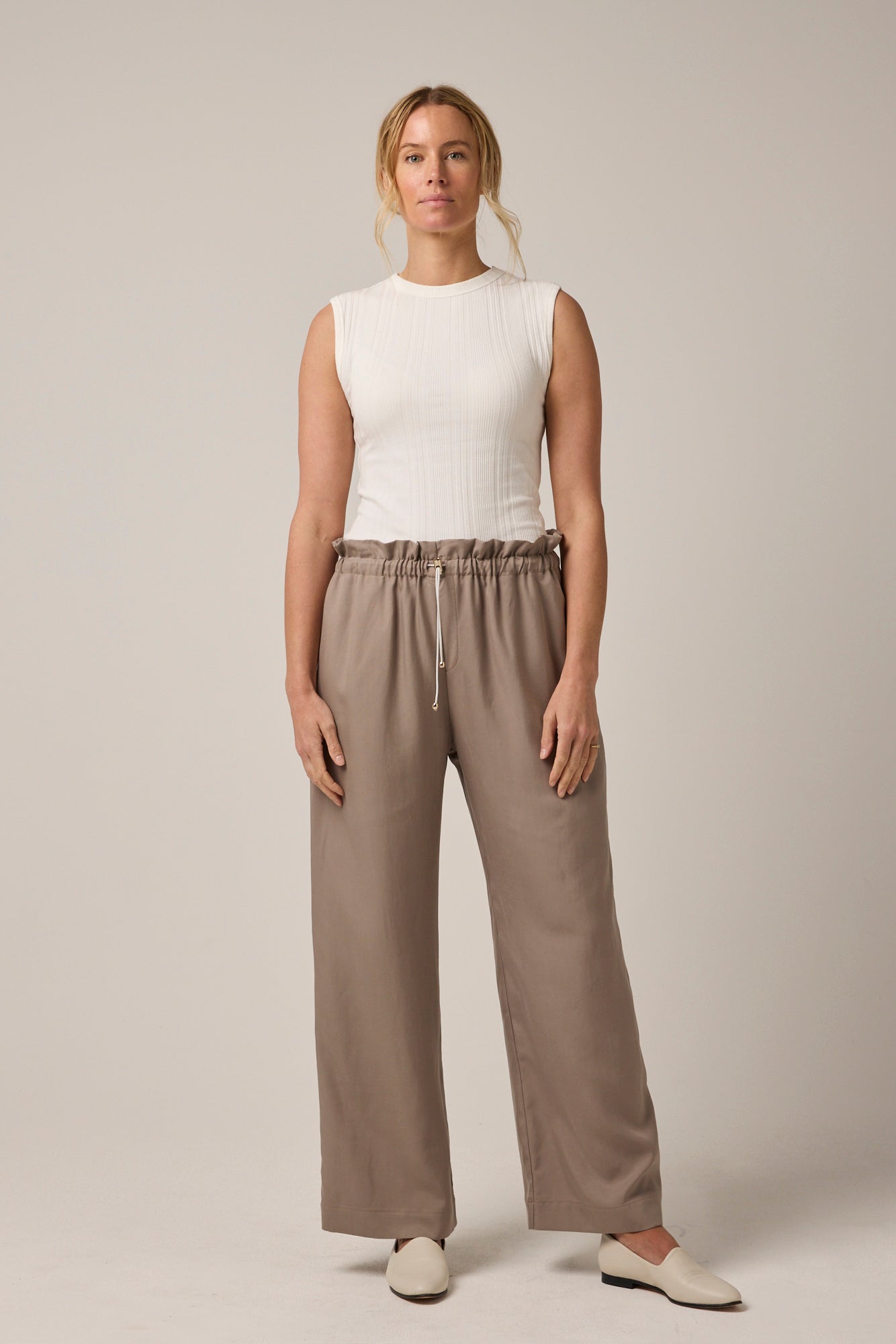 Lynches Drawstring Pant Pale Granite