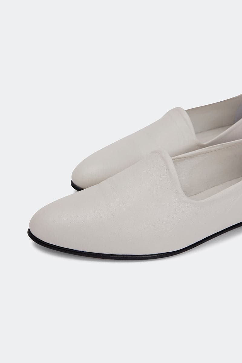 Elwood Slip-on Shoes | Natural White Flats | Matildalife